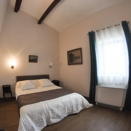 Domaine De Saint-obre Hotel *